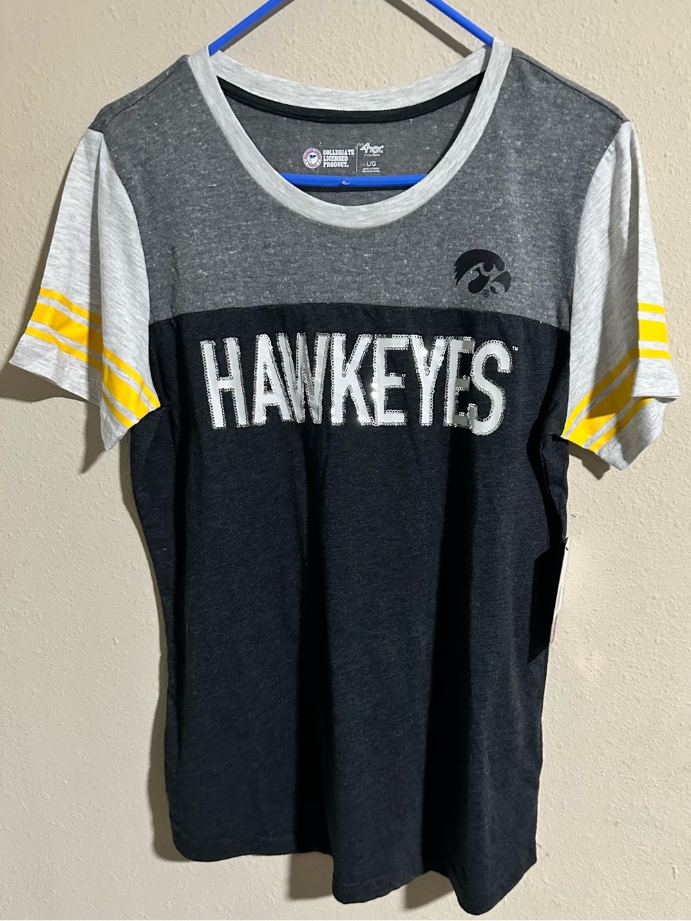 G-III Hawkeyes Short Sleeve Tee in Black, Gray & Yellow
